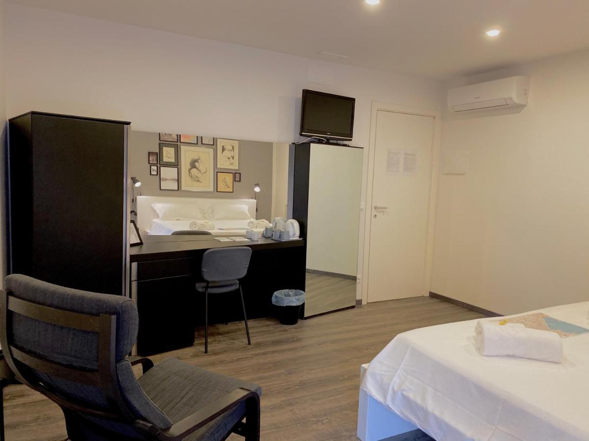 Mimi Rooms&Studios Τεργέστη Εξωτερικό φωτογραφία